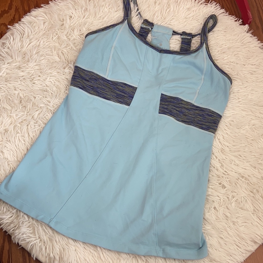Athleta Top Sz M